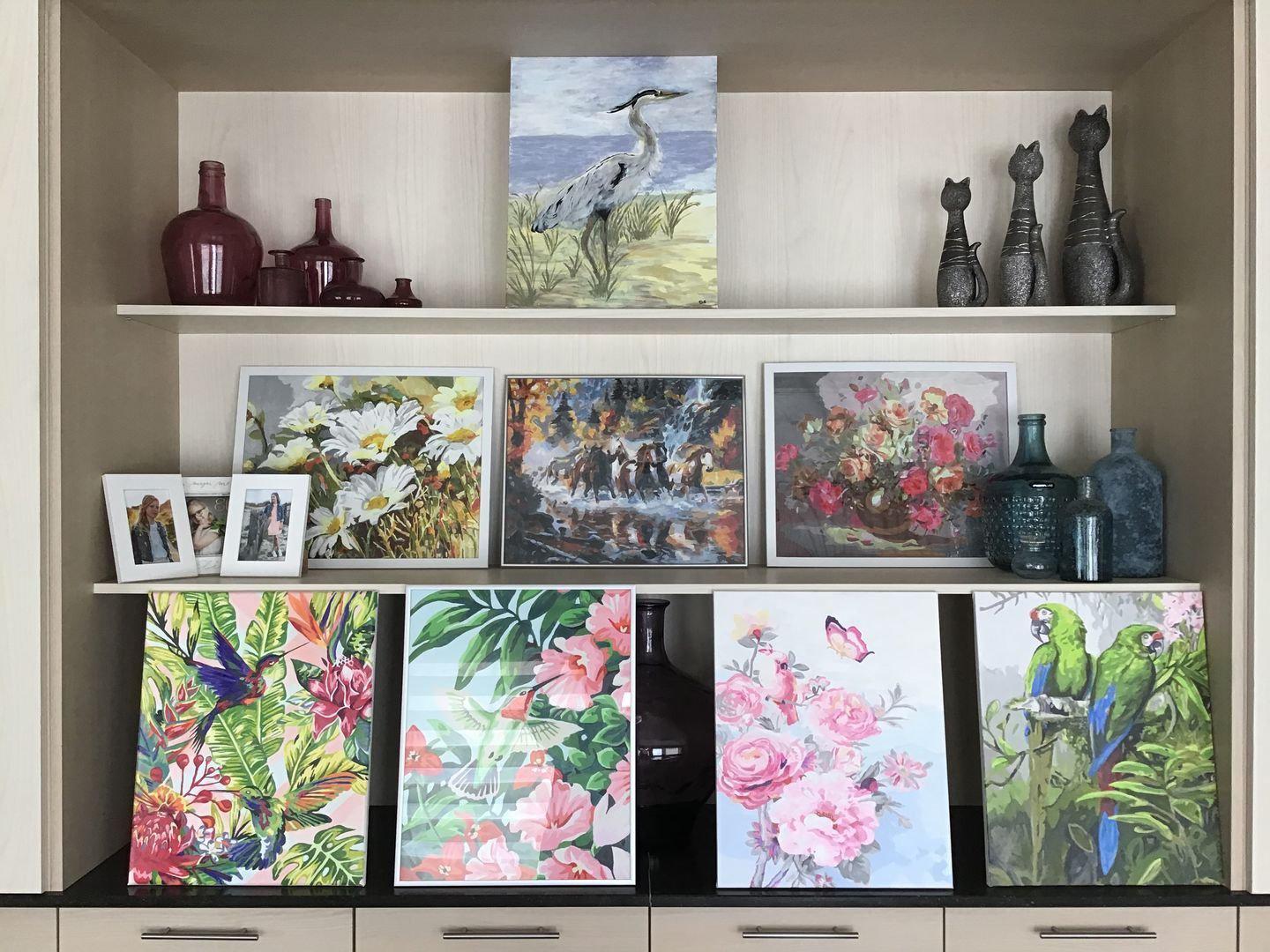 Paint by Numbers with a loose frame: stretch it yourself for the best result