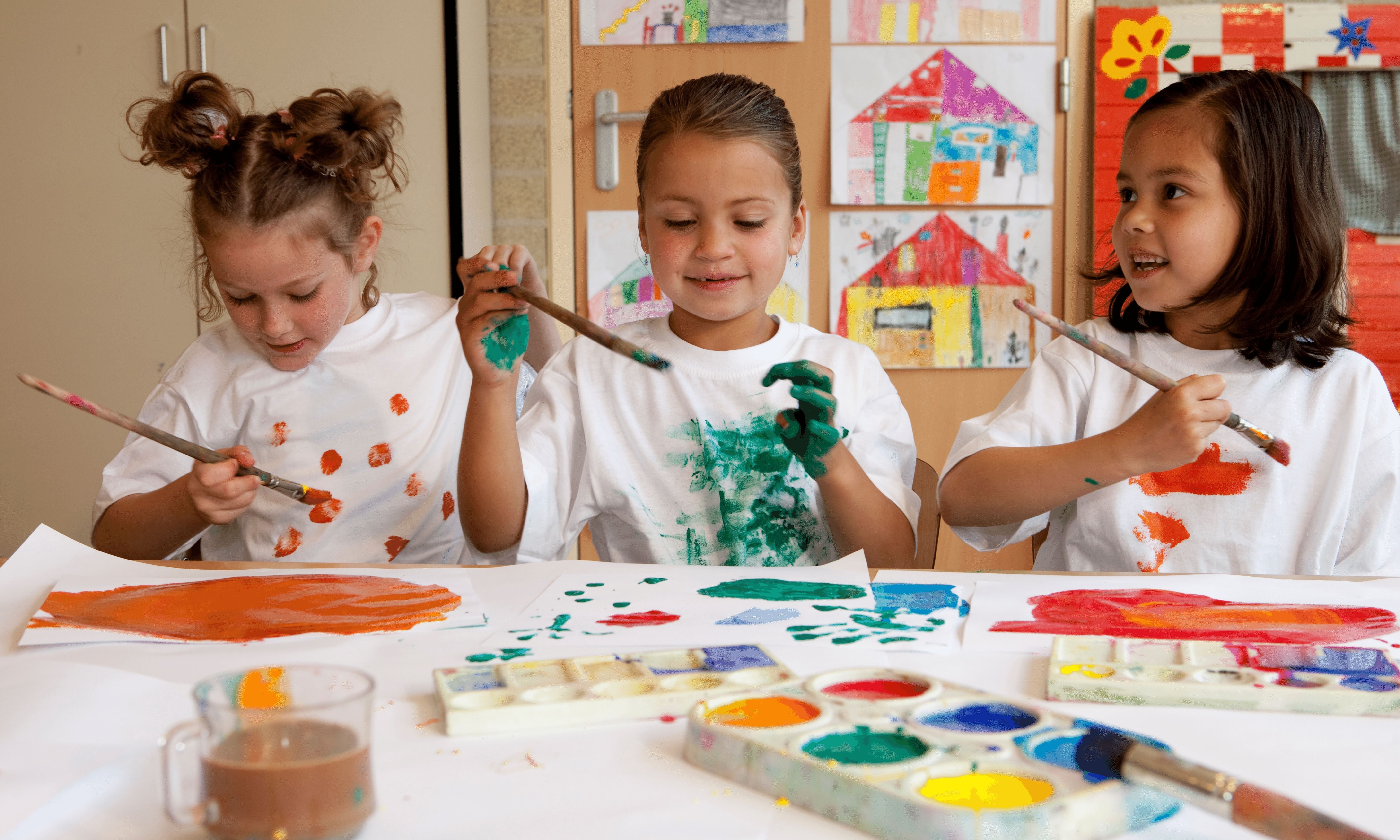 Why kids should paint: More fun than coloring and crafting